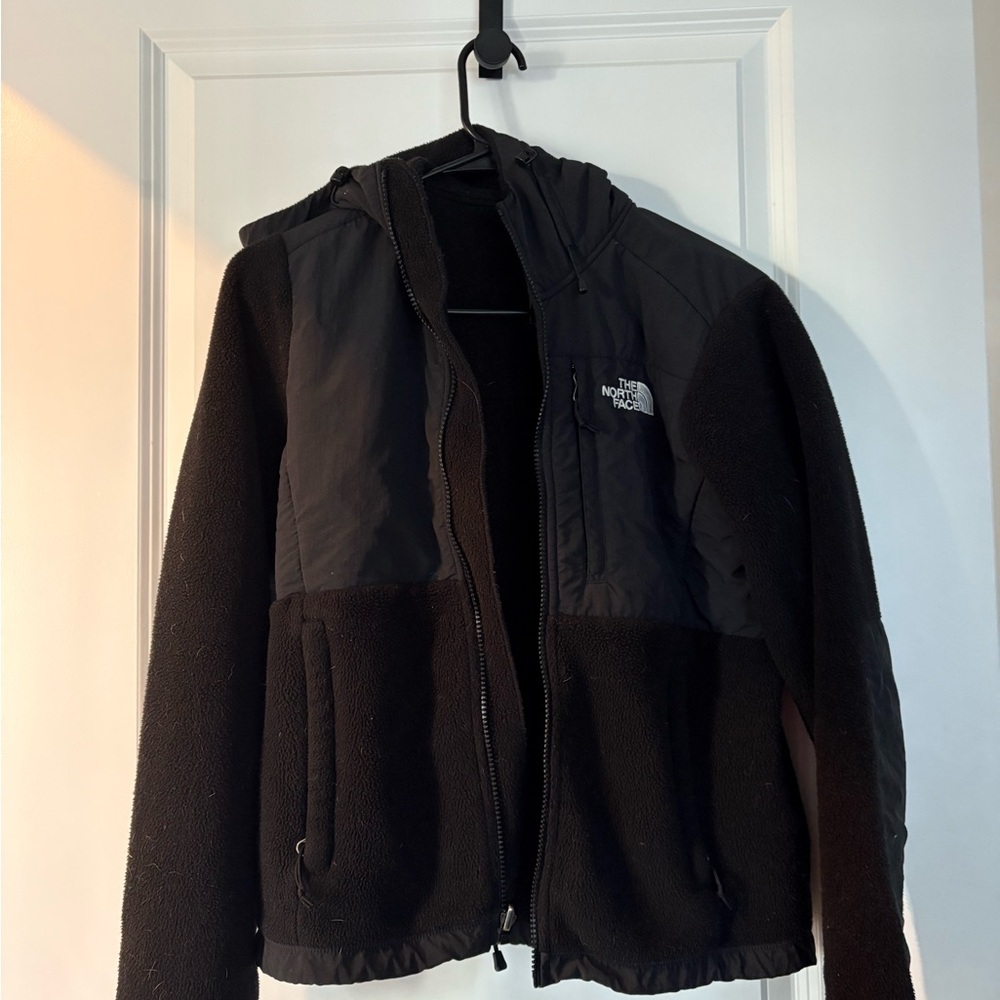 The North Face Women’s Black Performance Jacket